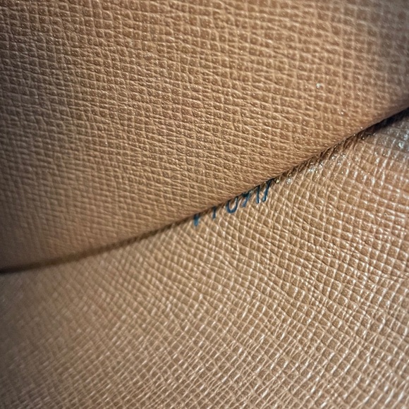 Louis Vuitton Monogram Marne - Picture 14 of 15